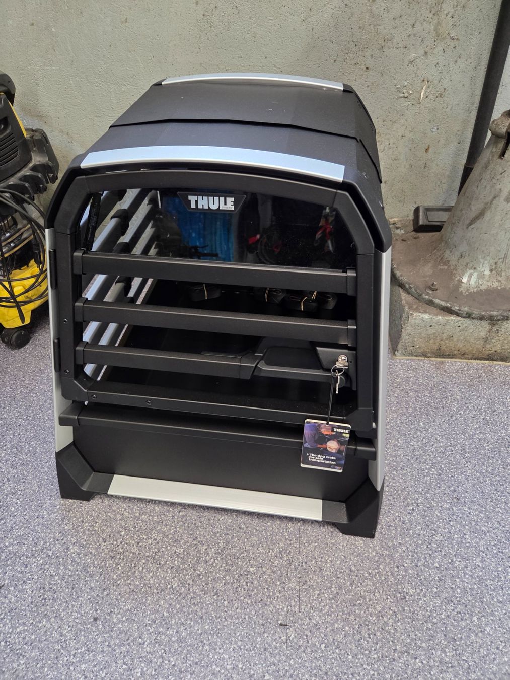 Käfige, Transport & Sicherheit: Thule Hundebox – Neu (gemäss Beschreibung) aus Rorschach von ZweiradMeierGmbH 1