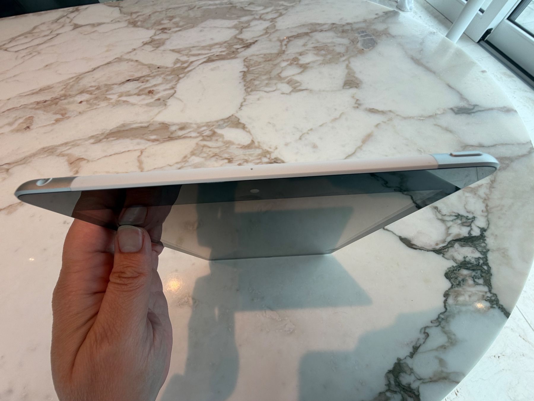 Apple Tablet PC: iPad 9. Generation 256GB WiFi + Cellular Mod. 2604 – Usato da Scherzingen venduto da oli_9rjp 7