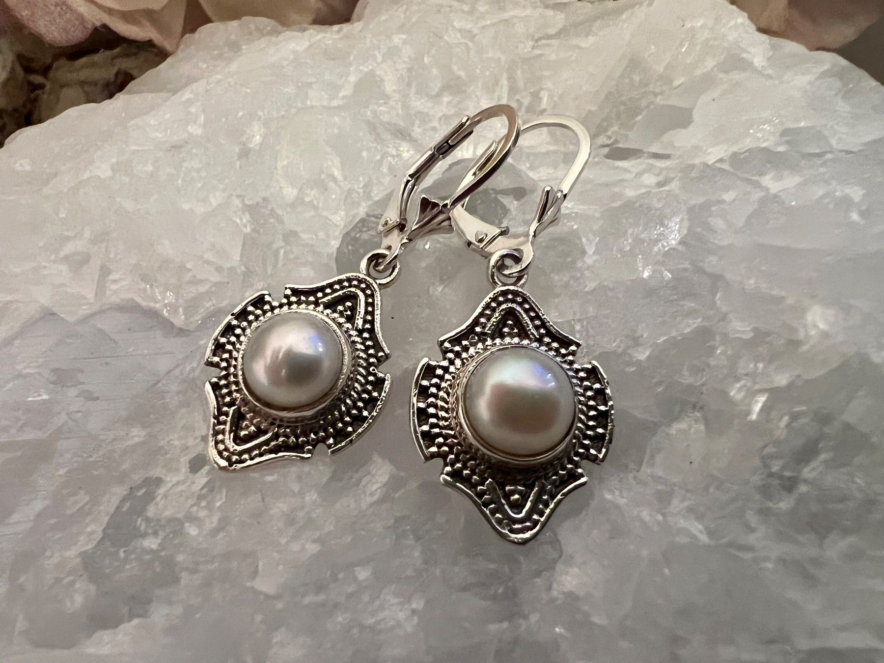 Orecchini pendenti & Orecchini a lobo: Ohrhänger Sterling Silber mit Mabe Perlen weiss - Ornamente – Nuovo (secondo la descrizione) da Bern venduto da Jiffy 1