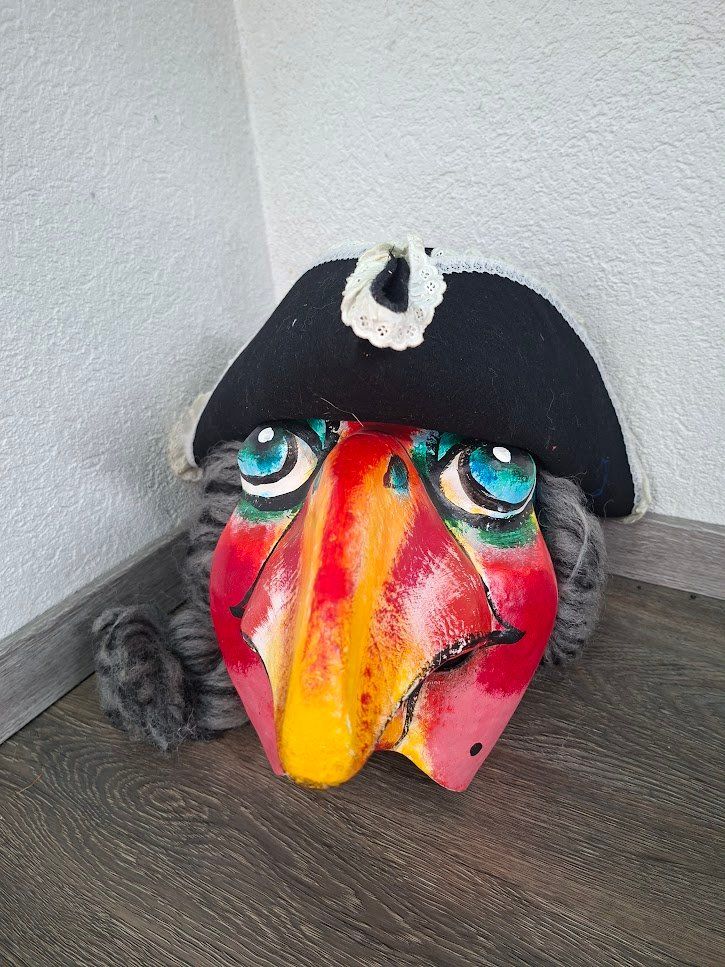 Maschere: Fasnachtslarve Vogel männlich – Usato da Ramlinsburg venduto da ulla.rima