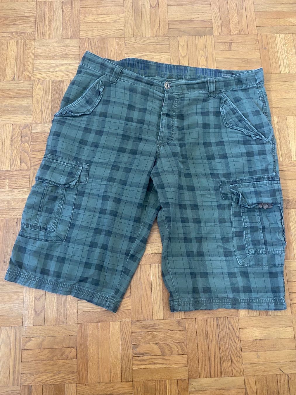 Hosen: Shorts Bermudas – Gebraucht aus Hittnau von Oracel 1