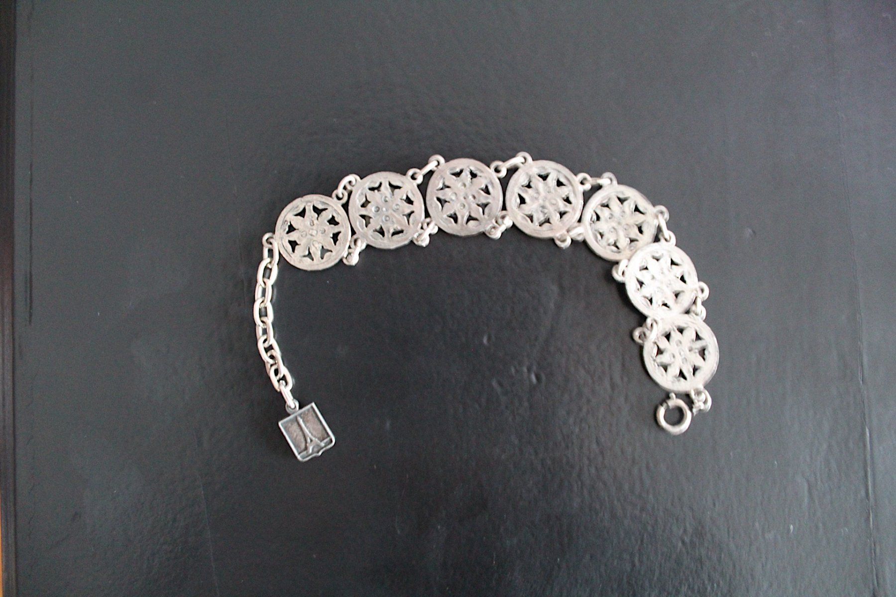 Armbänder & -reifen: Vintage  Gliederarmband Paris – Gebraucht aus Locarno von madame-tus-sauds 3