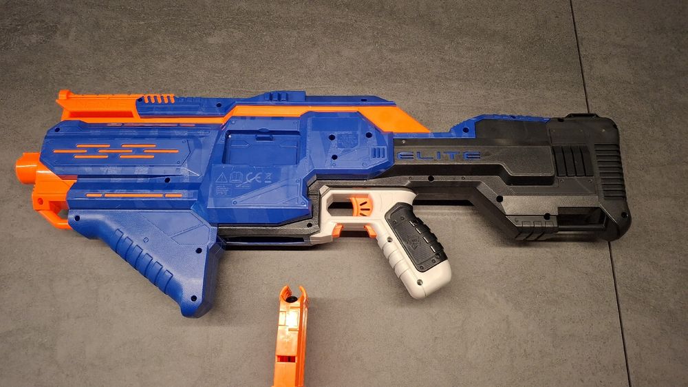 Nerf N-Strike Elite Infinus (Gebraucht) in Dübendorf für CHF 18 – nur ...