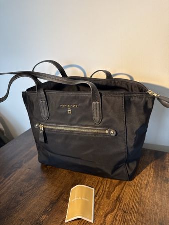 Schwarze Michael Kors Handtasche - Top Zustand!