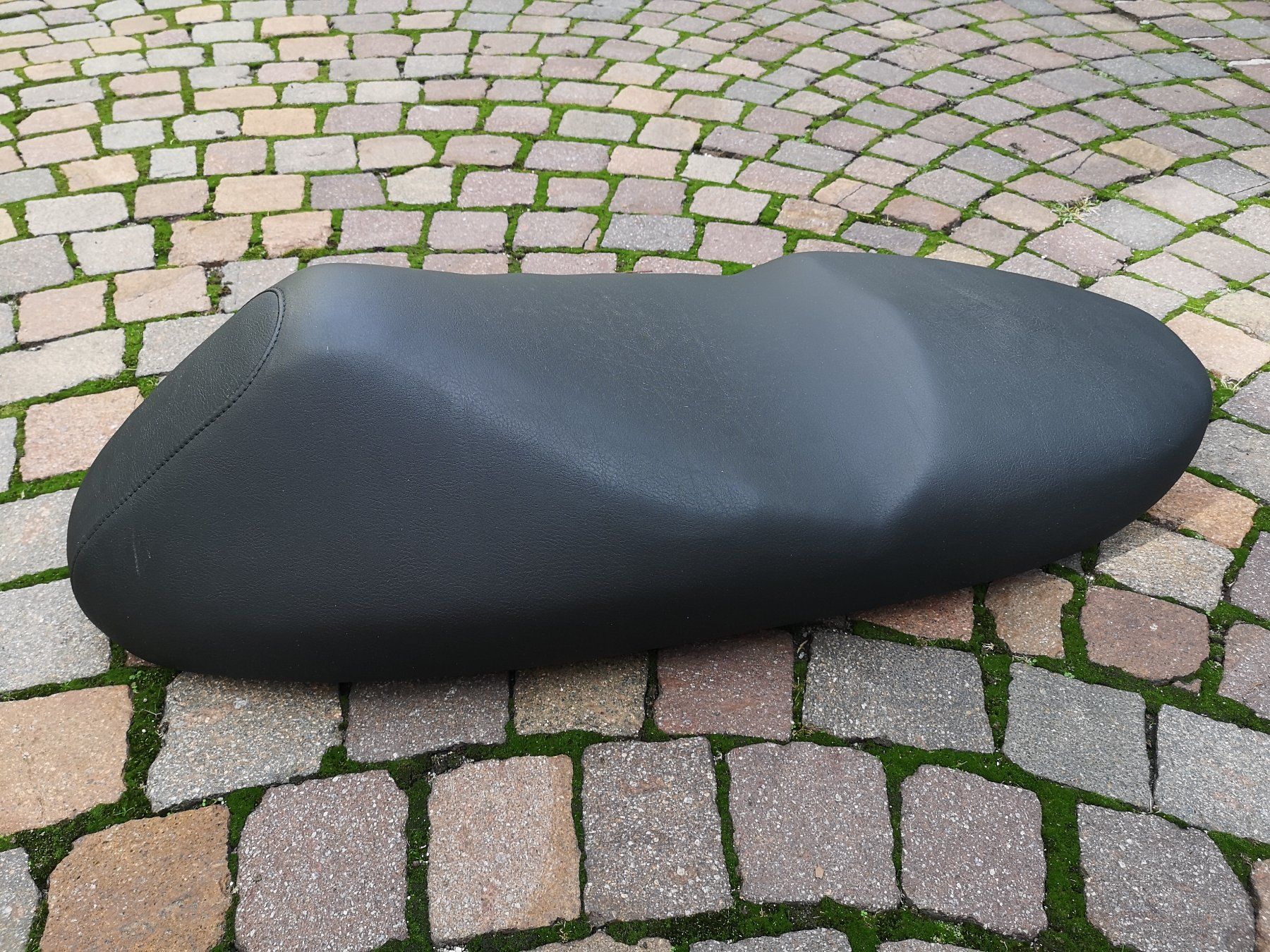 Sattel & Sattelzubehör: Sella Aprilia Leonardo – Neu (gemäss Beschreibung) aus Losone von NSX