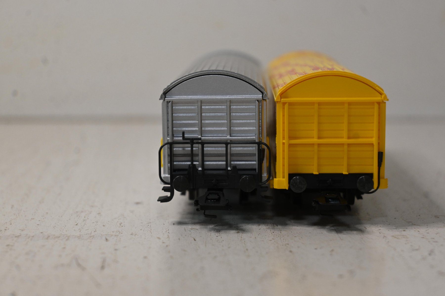 Märklin Modellini di ferrovie: Hbils Märklin HO/AC  Maggi + Cargo  mit OVP – Usato da Laupen ZH venduto da Zmoewe 5