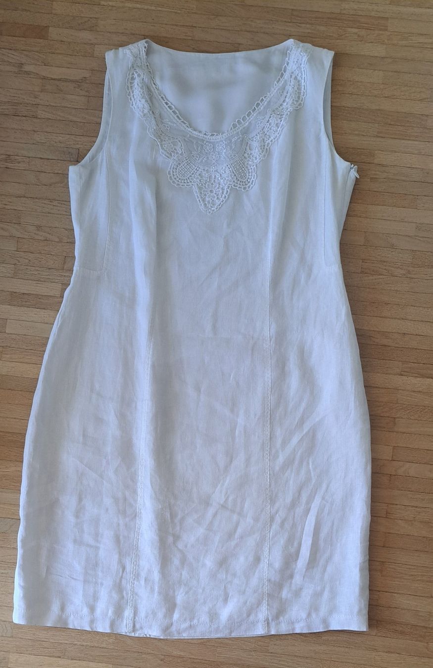 Vestiti: Elégante robe blanche – Nuovo (secondo la descrizione) da Le Mont-sur-Lausanne venduto da olatiu
