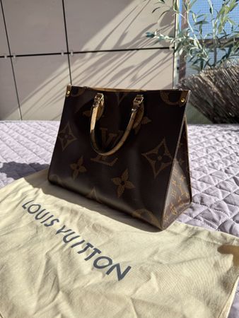 Louis Vuitton OnTheGo MM Reverse Monogram Giant