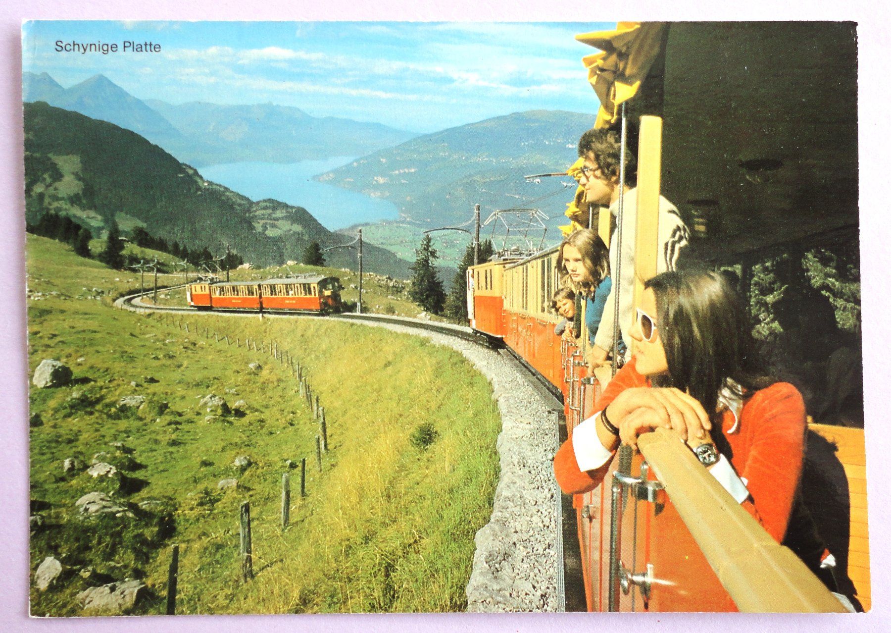 Cartoline postali: Schynige Platte 2101 m - Bahn mit Thunersee – Usato da Fétigny venduto da Billy2miny