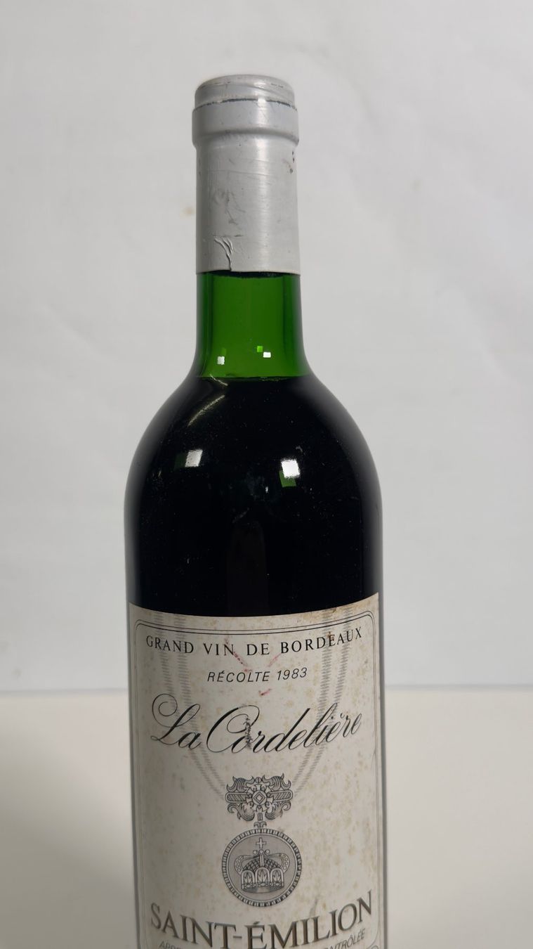 Vino: Bordeaux Saint-Émilion 1983 – Usato da Zürich venduto da Hedwig-steig 2