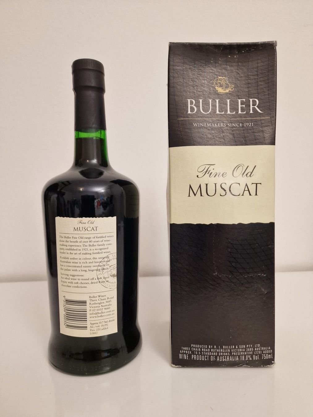 Bevande alcoliche: Buller Fine Old Muscat 0,75L – Nuovo e nell'imballaggio originale da Plaffeien venduto da Rena88 1