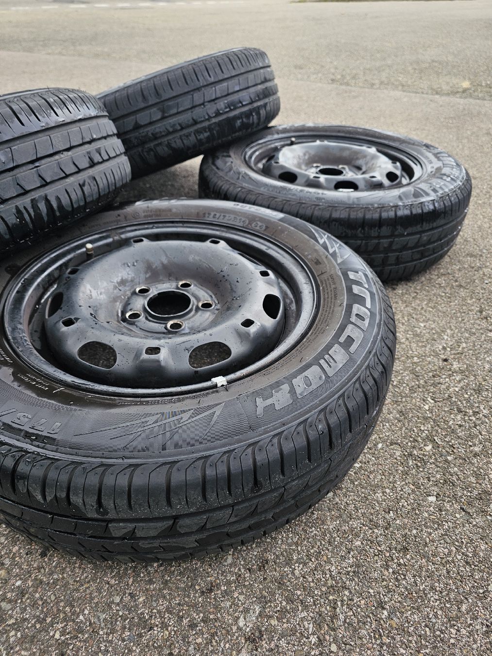 Pneumatici & Ruote complete: Roues été VW Polo – Usato da Loveresse venduto da sk1ller 3