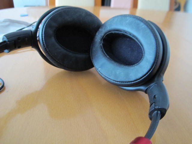 Sennheiser Cuffie: Sennheiser HD 4.50 R Bluetooth-On-Ear Kopfhörer – Usato da Wittenbach venduto da markus412 1