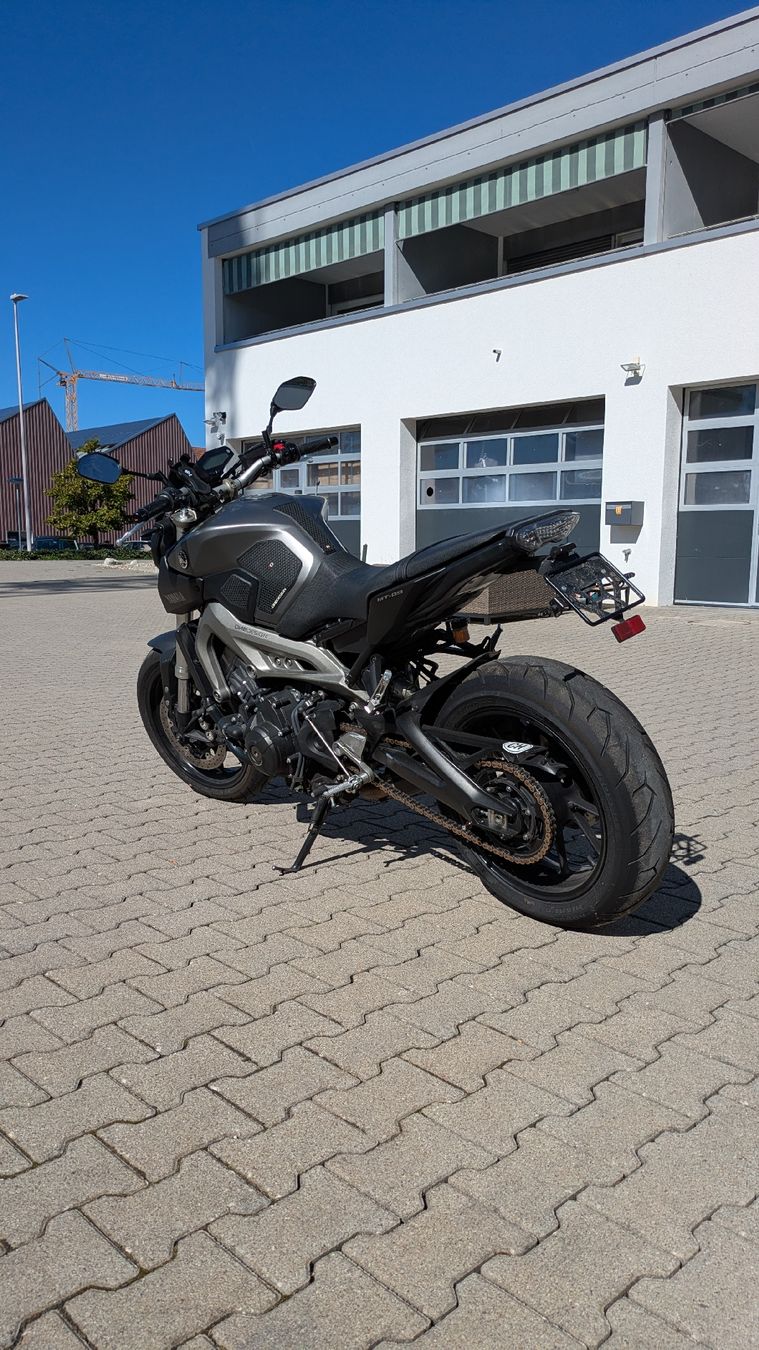 Yamaha Strada: Yamaha MT-09 – Usato da Seengen venduto da fab_rp5l 1