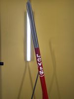Kleider Regal Levi's Metall rot/silber guter Zustand