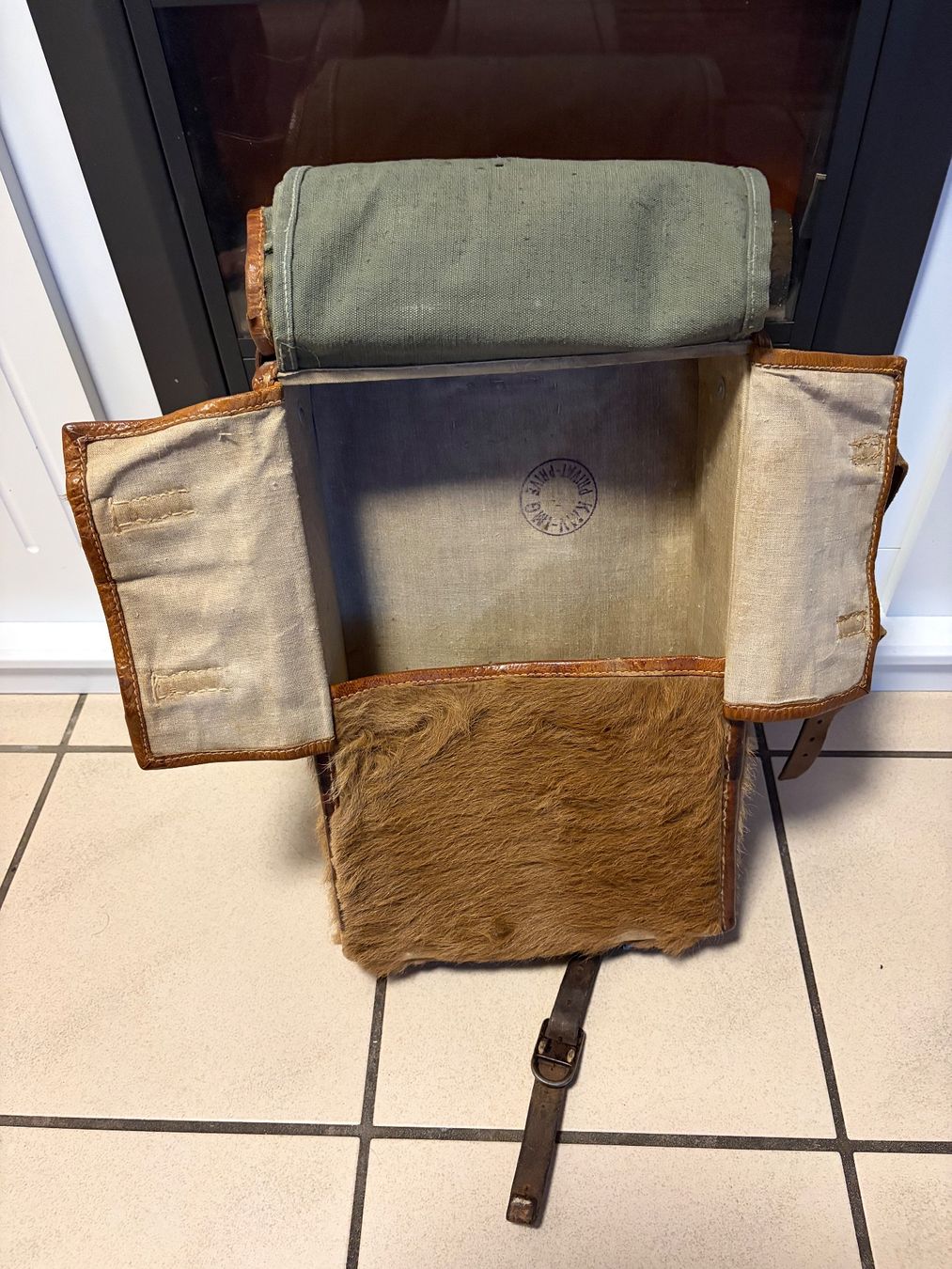 Zaini: Original Schweizer Militär  Rucksack mit Zubehör – Usato da Zäziwil venduto da Emlea 7