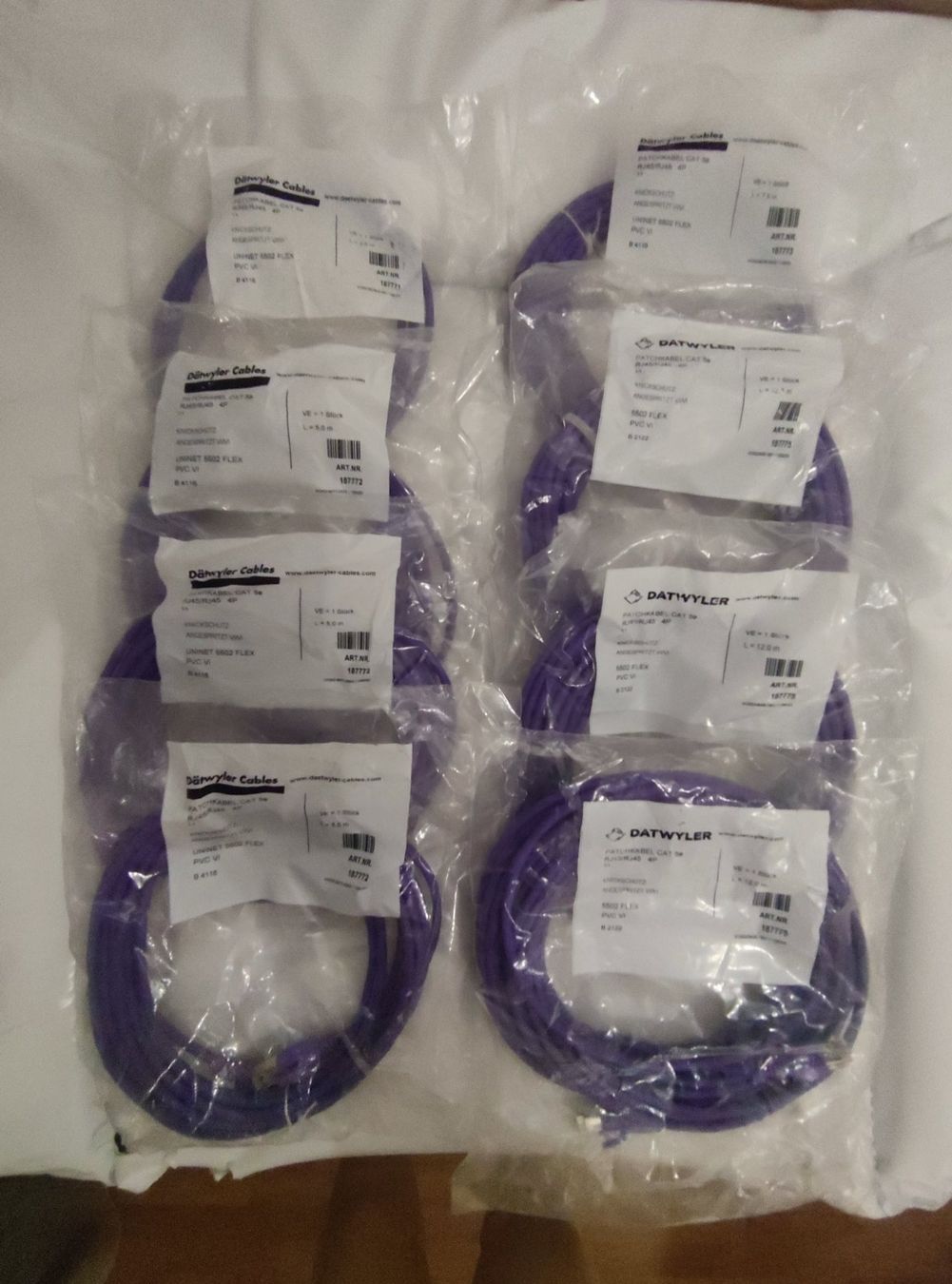 Dätwyler Cavi: Dätwyler Cables Patchkabel diverse Längen – Nuovo e nell'imballaggio originale da Buchs ZH venduto da nudle10