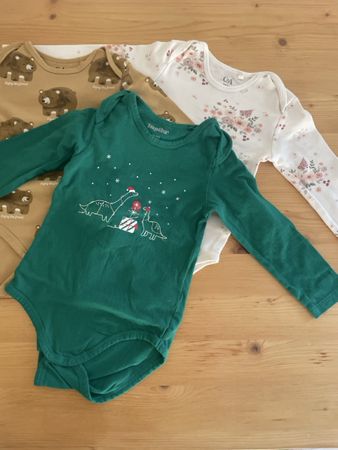 3er Pack Baby Bodys Langarm Gr. 86/92. Top Zustand!