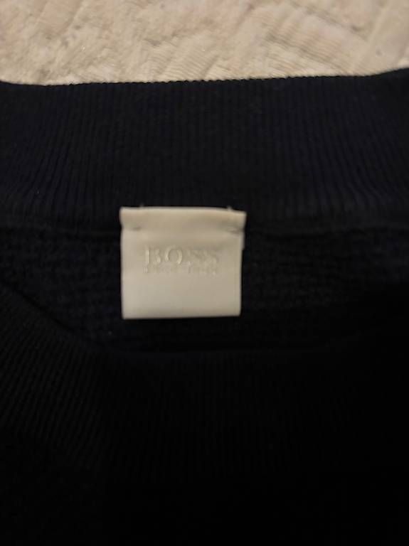Hugo Boss Vestiti: Boss Strickkleid wie neu – Usato da St. Gallen venduto da Svitlana.G 1