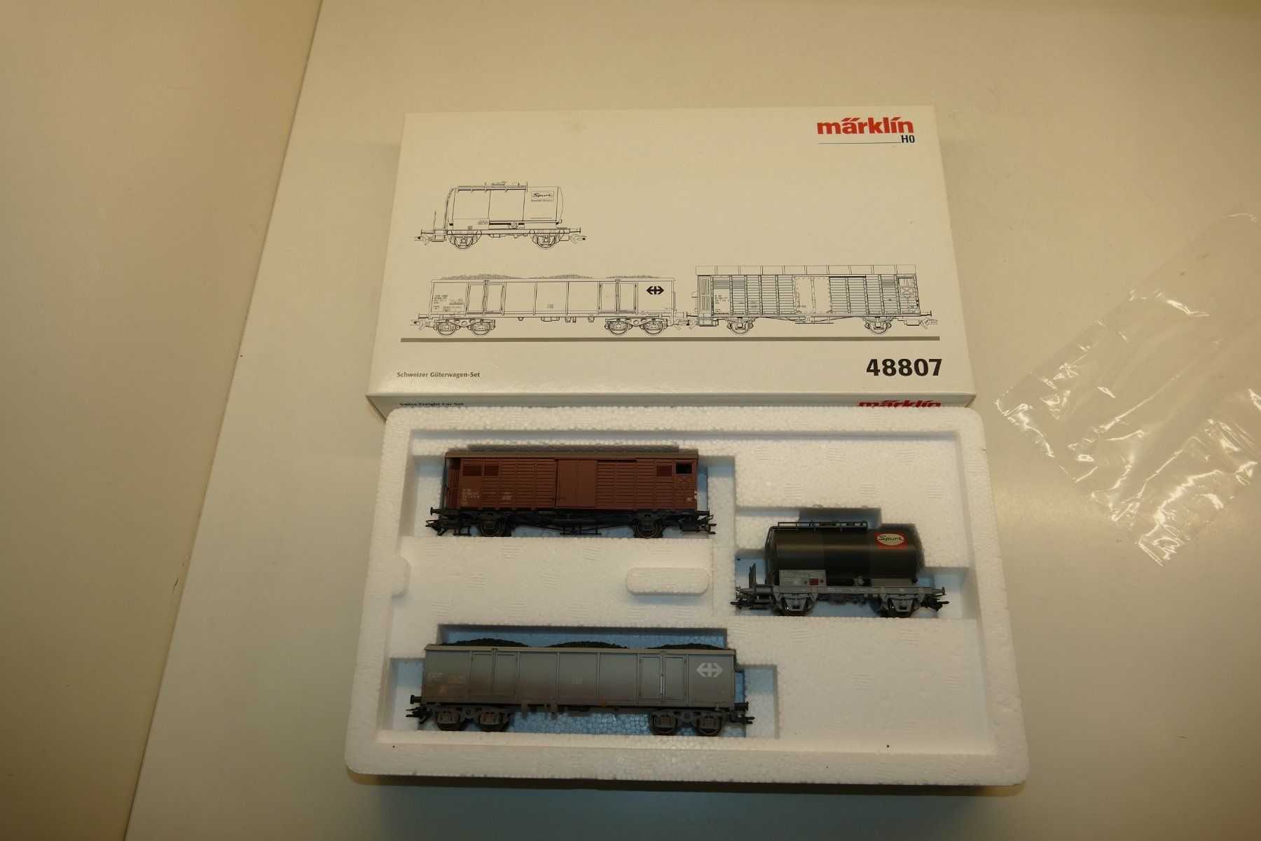 Märklin Modellini di ferrovie: Märklin H0: Schweizer Güterwagen-Set – Nuovo (secondo la descrizione) da Niederhasli venduto da rail-duerst