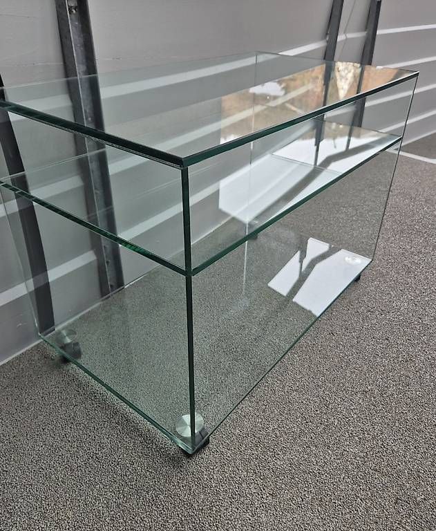 Scaffali: Glas Gestell mit Rollen – Usato da Niederweningen venduto da Blondie_99