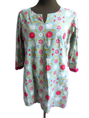 s. Masse ca. Gr. 40 Tunika-Bluse hellblau + Blumen Baumwolle