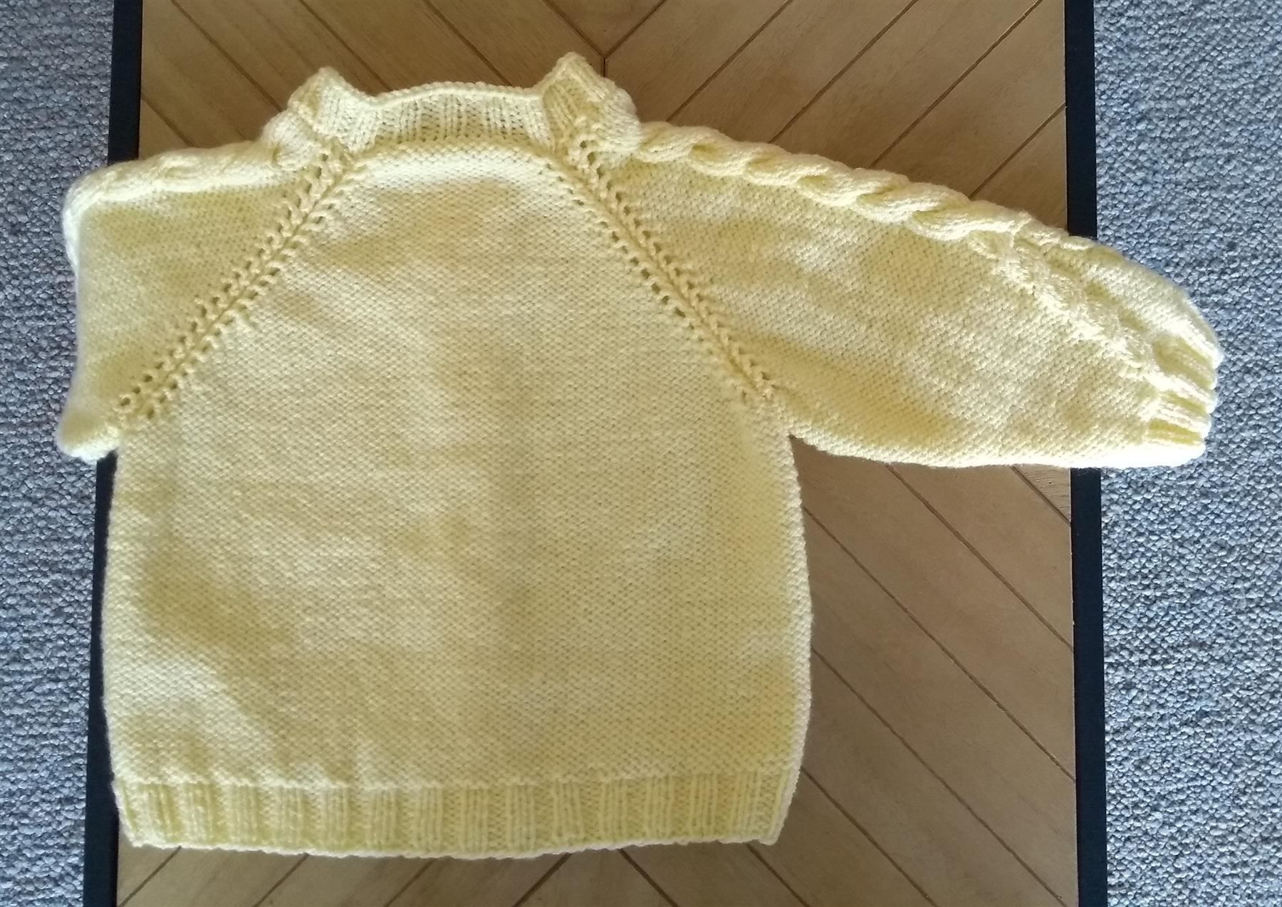 Giacche & Cappotti: Babyjäckchen_07, neu, handgestrickt – Nuovo e nell'imballaggio originale da Romanshorn venduto da Octa27 1