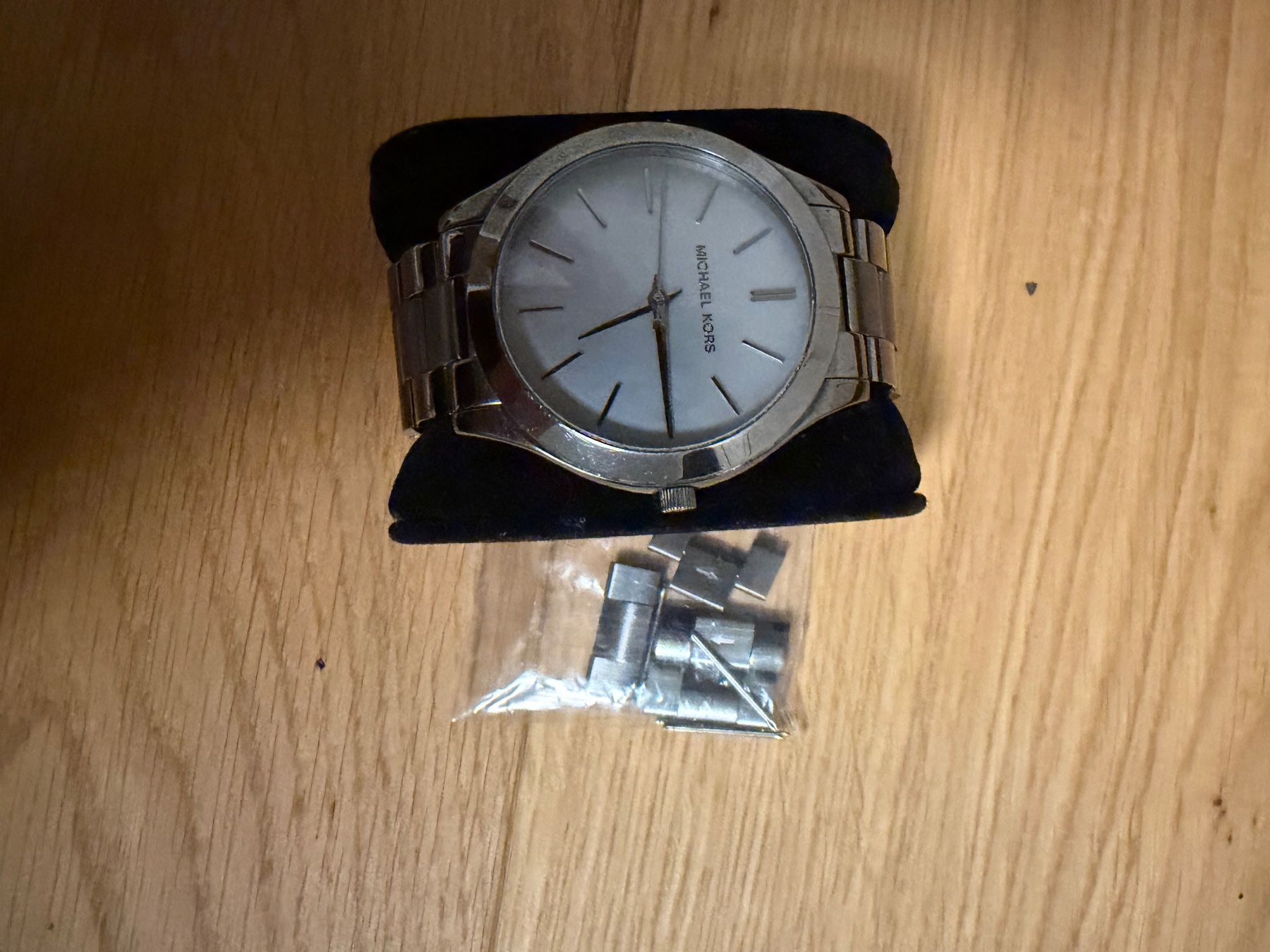 Michael Kors Uhren: Michael Kors Uhr – Gebraucht aus Wittenbach von janine37 4