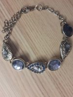 Armband mit blaue Steine