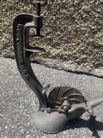 Antique dénoyauteur cerises en fonte HUSQVARNA Suède