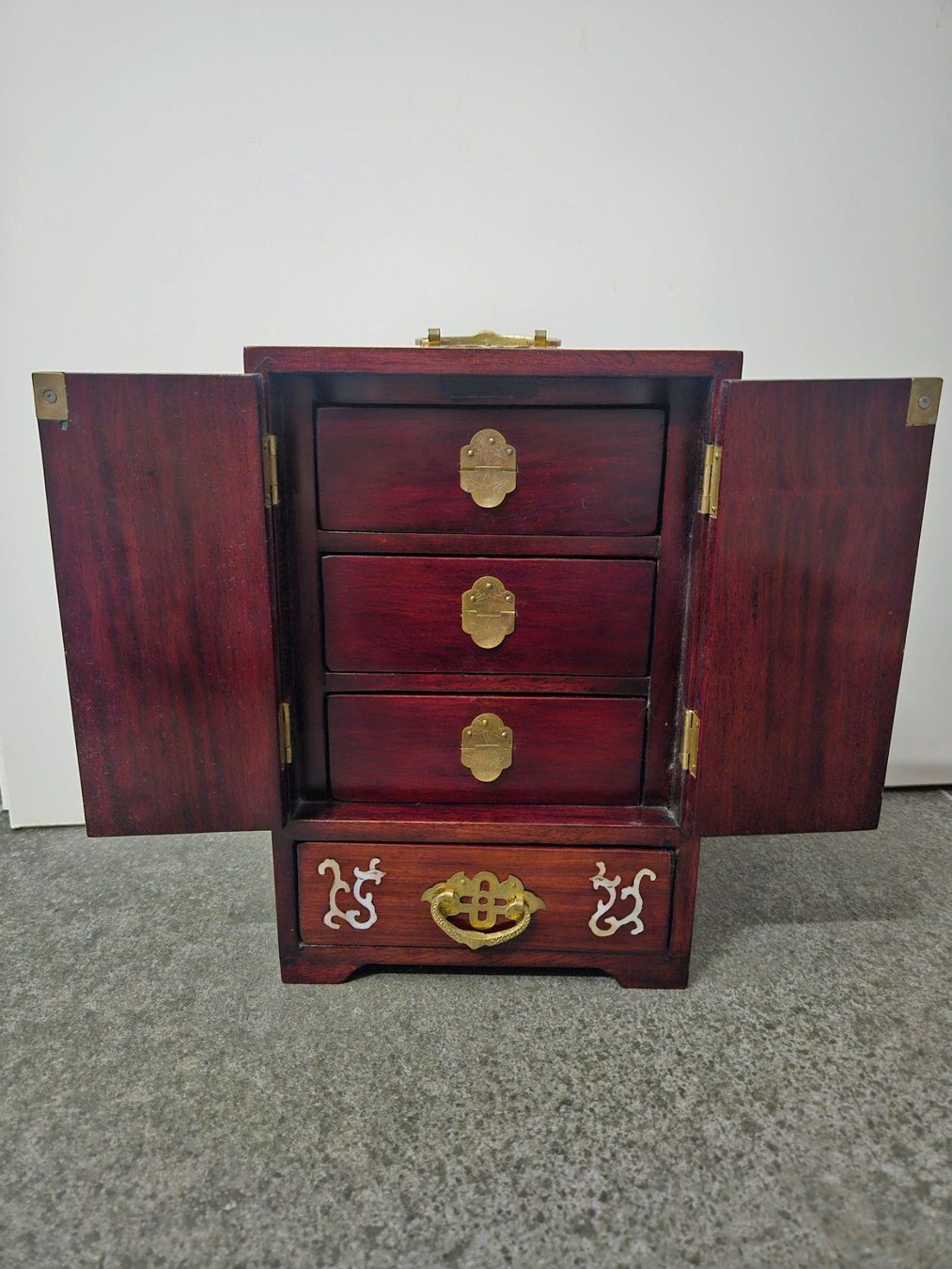 Cassapanche: Petit cabinet chinois – Usato da Bussigny venduto da niwa_mikan 1