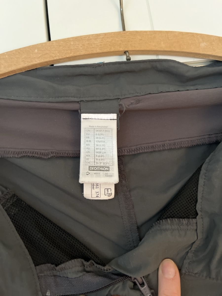 Decathlon Pantaloni: Quechua Wandern hose Damen Regular – Usato da Basel venduto da hal_s2bt 1
