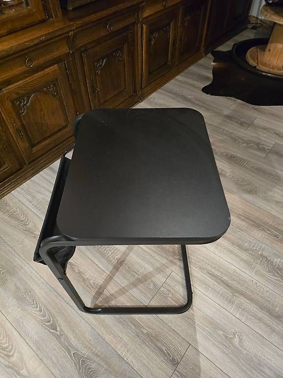 Tables: Table d'appoint  – D'occasion à Billens par nad_rw9f 1