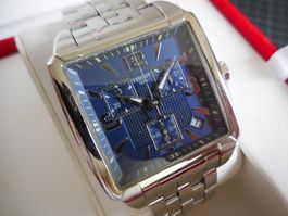 TISSOT Uhr Quadrato