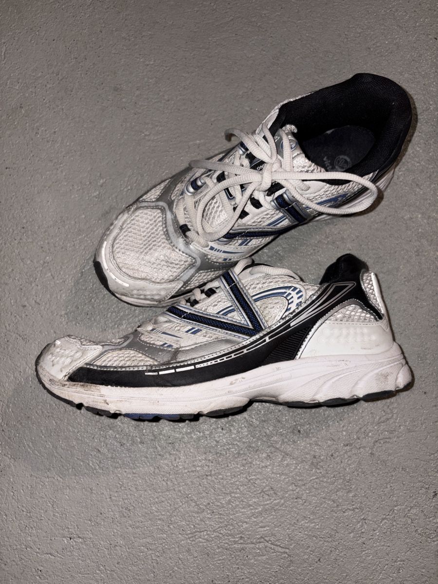 Victory Herrenschuhe: running shoes victory – Gebraucht aus Rombach von akiromay 1