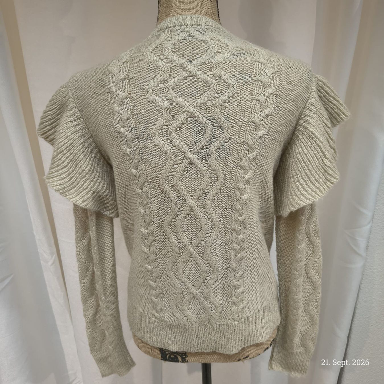 JDY Maglioni & Felpe: Damen Pullover JDY beigefarben Grösse S gebraucht – Usato da Emmetten venduto da SecondhandSiska 1