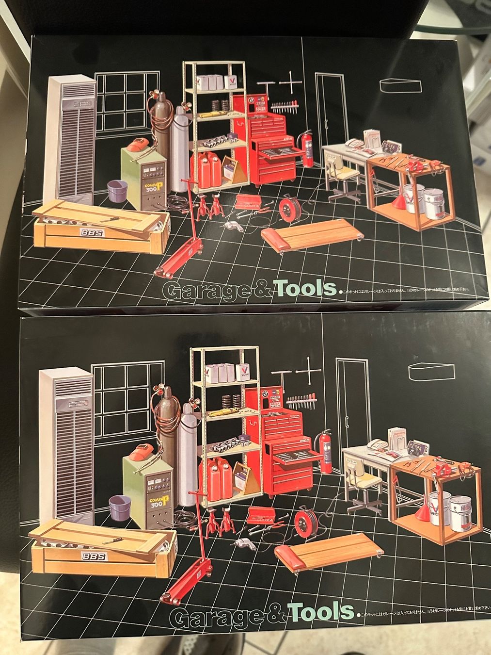 Kit di modellismo & Modellini statici: SET KIT GARAGE AND TOOLS 1:24 – Nuovo e nell'imballaggio originale da Gordola venduto da Topino02