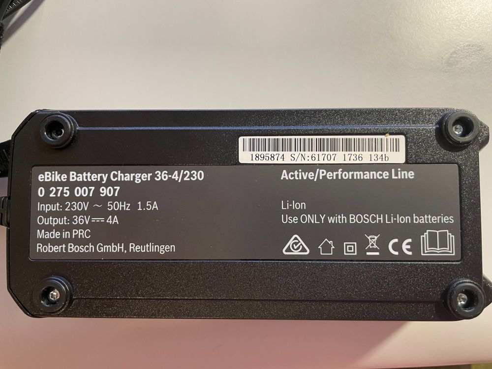 Bosch eBike Battery Charger 364/230 (Ladegerät) Kaufen auf Ricardo
