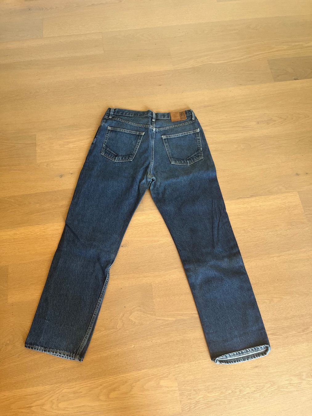 Vans Jeans: Vans V96 Relaxed Jeans – Usato da Mühlethal venduto da SUPnik 1