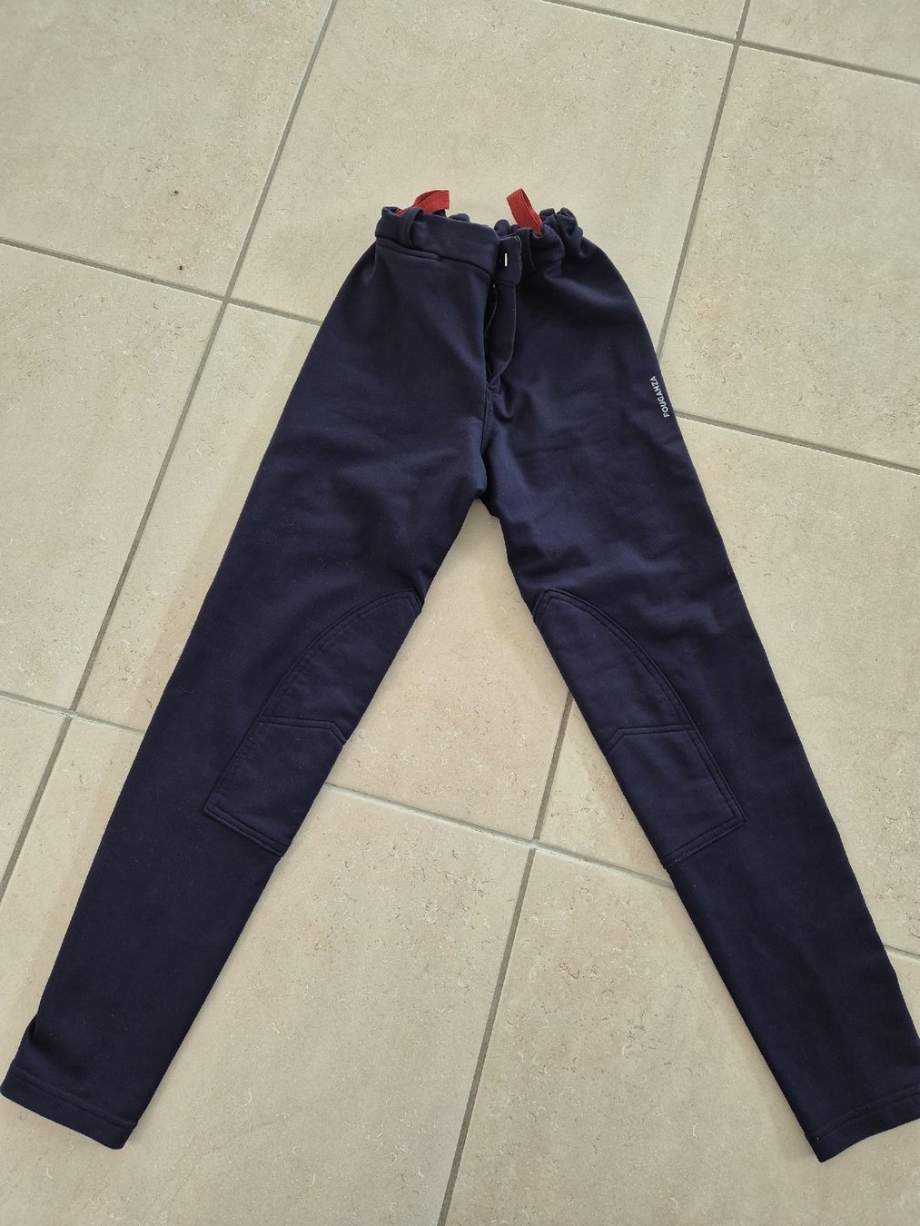 Decathlon Pantaloni: Fouganza Navy Reithose Grösse 134 – Usato da Adliswil venduto da Stardust11