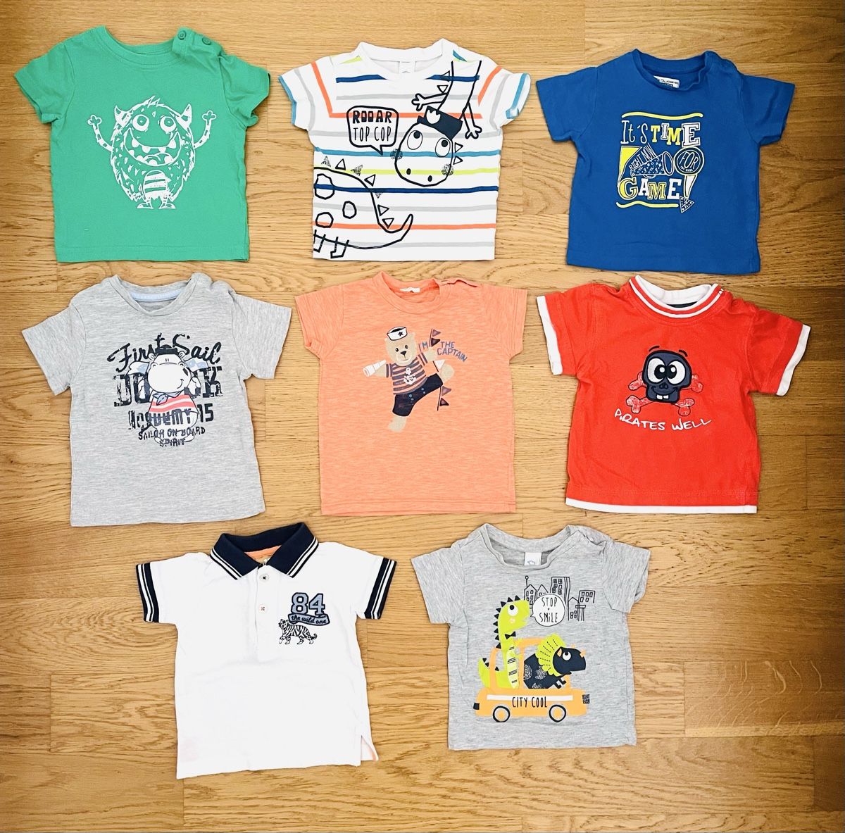 Camicie, Top & T-shirt: 8 t-shirts Taille 74 – Usato da Sion venduto da FashionStore3