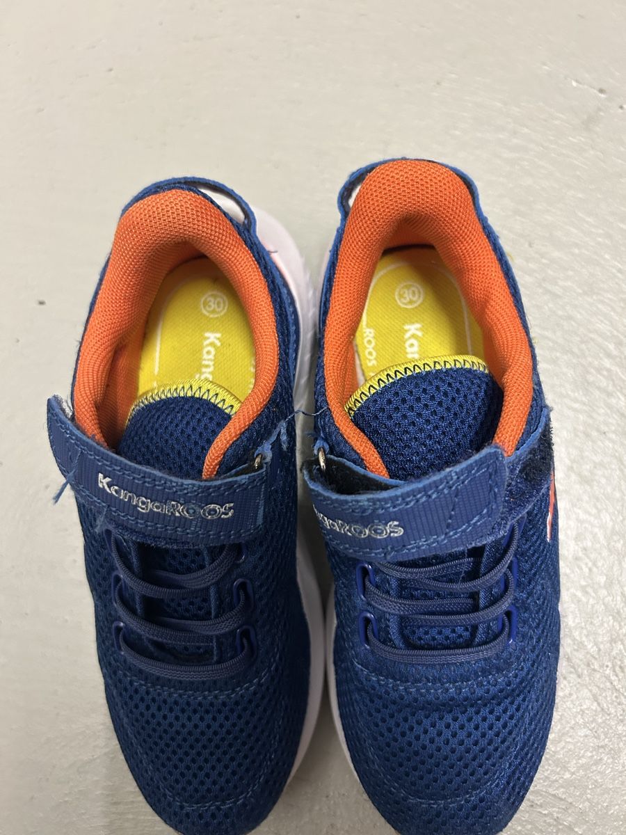 Schuhe für Jungen: Kangaroos Turnschuhe Gr.29 neuwertig – Gebraucht aus Zug von Pmisko 1