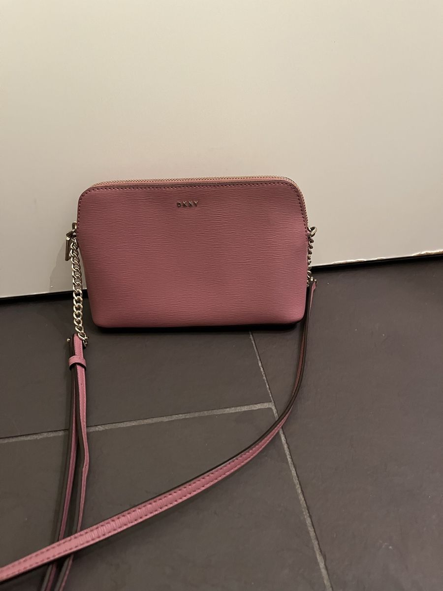 DKNY Taschen für Damen: DKNY Lederhandtasche Altrosa – Gebraucht aus Kilchberg ZH von jeanne.00