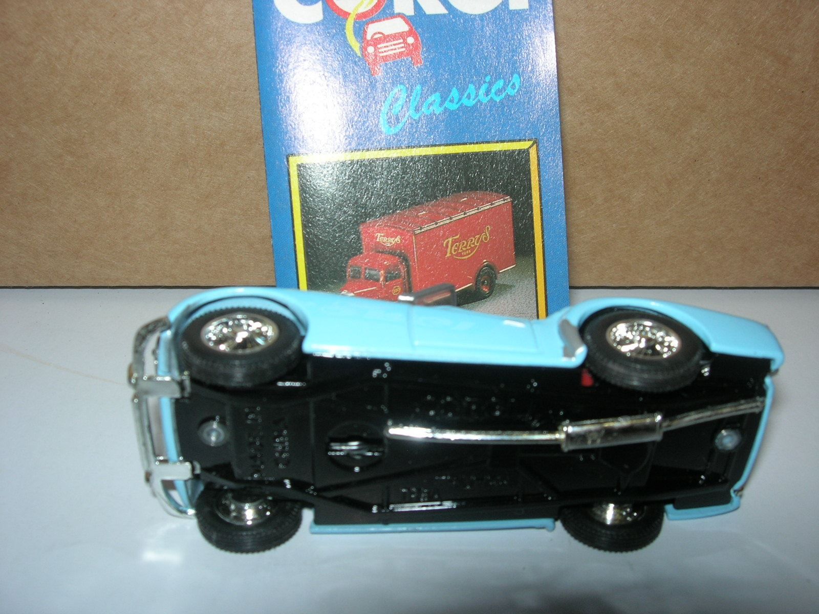 Triumph Modellini d'auto: Triumph TR3A Open Top * Corgi 1:43 – Nuovo e nell'imballaggio originale da Hornussen venduto da Amw 4