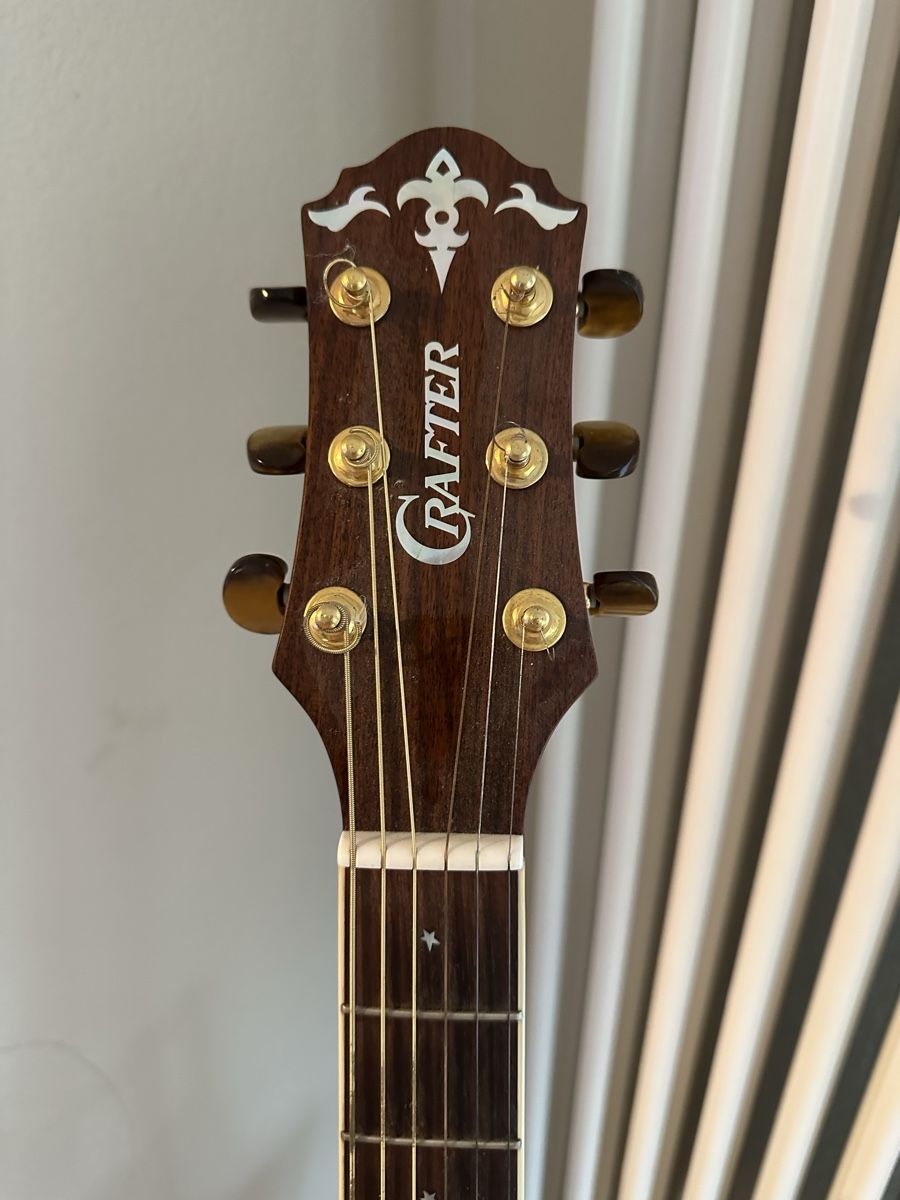 Instruments de musique: Crafter Moon Light 30th Anniversary  – D'occasion à Niederönz par gla_82js 1