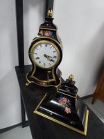 schwarze Pendüle, antike Uhr
