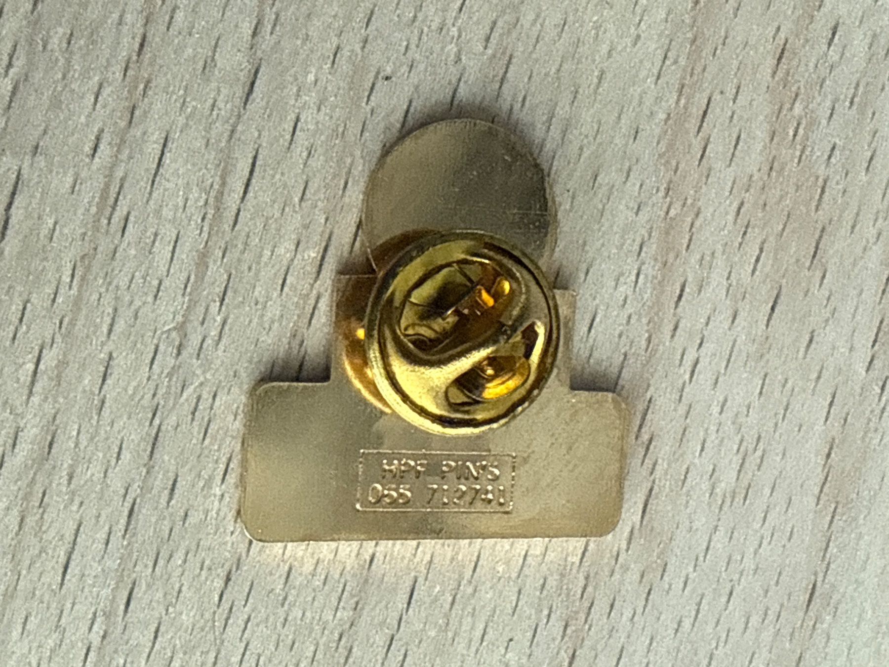 Plaketten & Abzeichen: Pin DM Electronics AG  10 Jahre – Gebraucht aus Glattbrugg von Schweigmatt 1