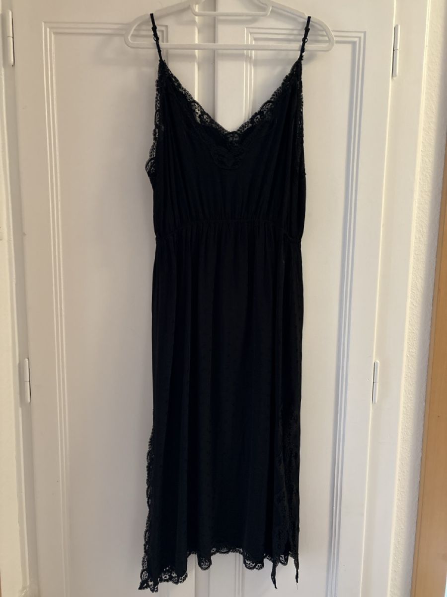 Sandro Vestiti: Sandro Kleid Schwarz Grösse 38 mit Spitze – Usato da Luzern venduto da One0911 3
