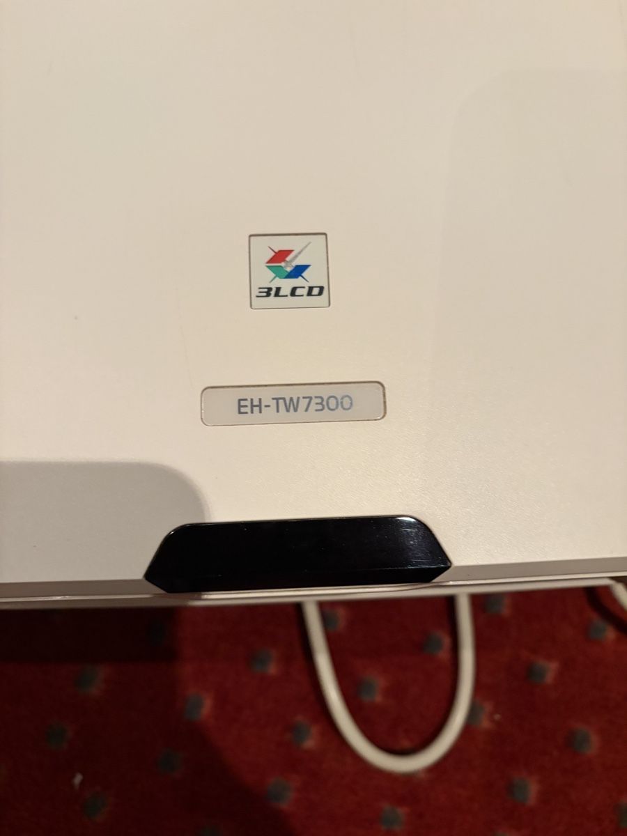 Epson Videoprojektoren: Beamer Epson EH-TW7300 – Gebraucht aus Hellbühl von Jouseli 3