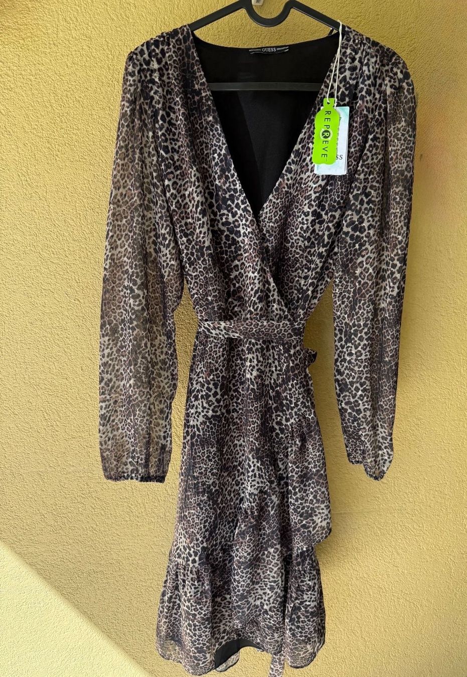 Guess Vestiti: GUESS robe portefeuille taille S – Nuovo (secondo la descrizione) da Confignon venduto da Janka12